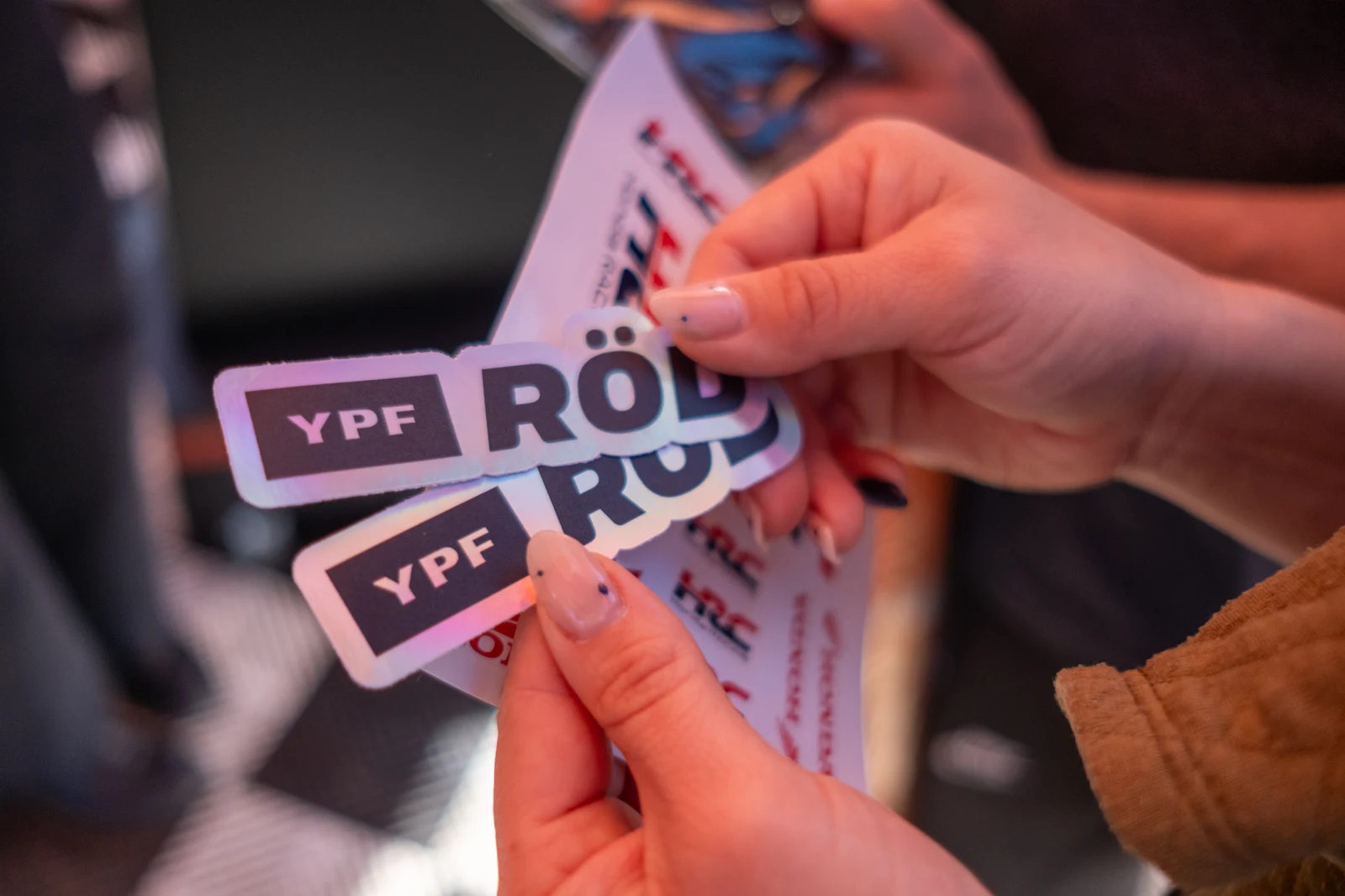 YPF RÖD — Stickers holográficos