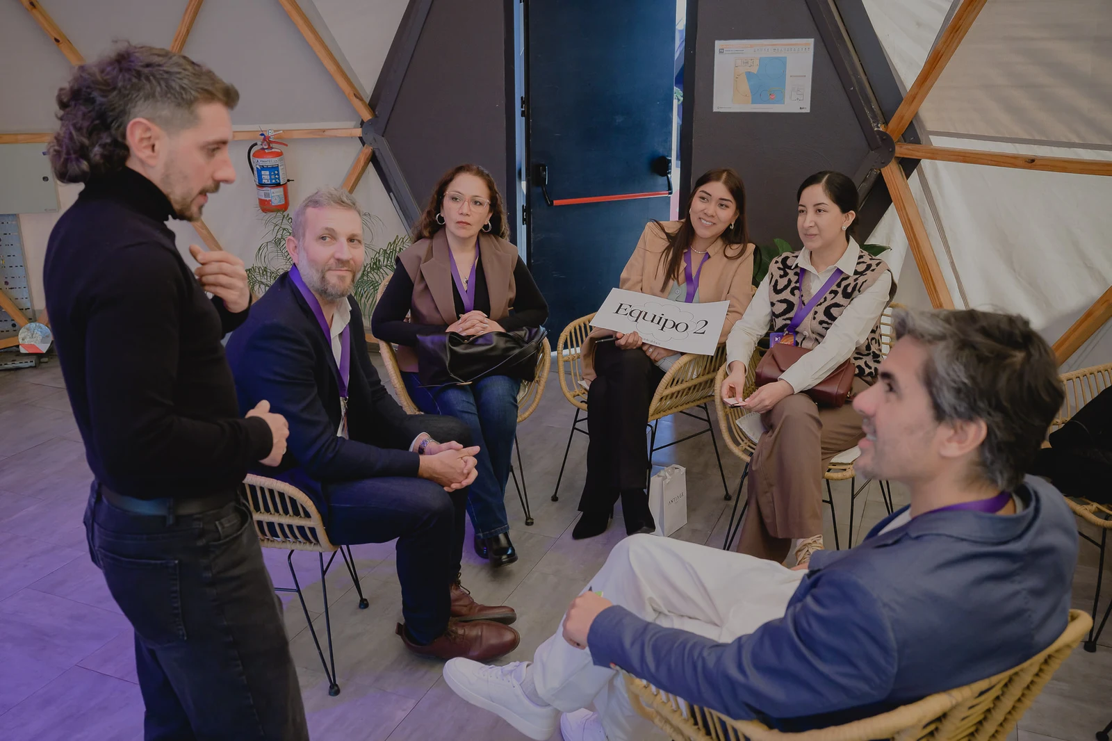 HiLab Adium — Dirección del taller creativo